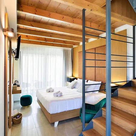 Elia Hotel